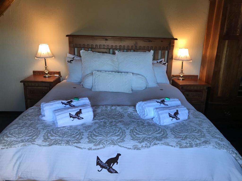 Lodge Twentyfour Mabalingwe Nature Reserve Bela-Bela Extérieur photo