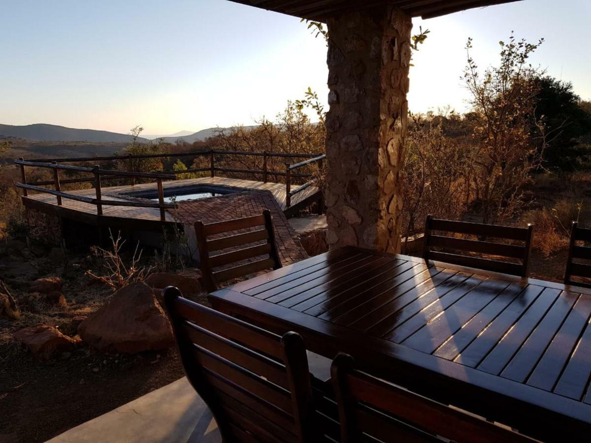 Lodge Twentyfour Mabalingwe Nature Reserve Bela-Bela Extérieur photo
